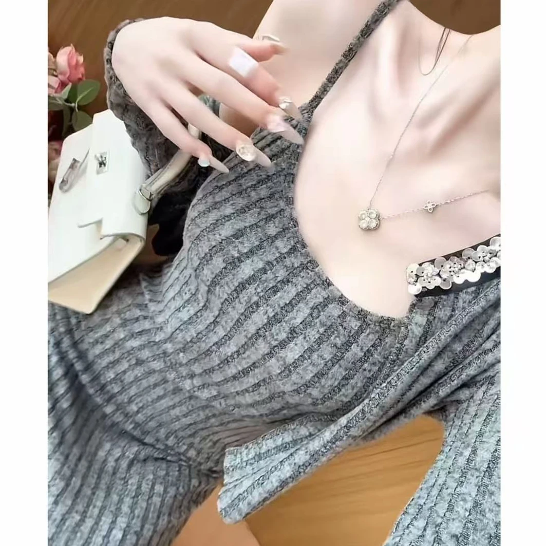 一套49秋季韩系纯欲穿搭温柔风灰色针织吊带连衣裙气质包臀长裙