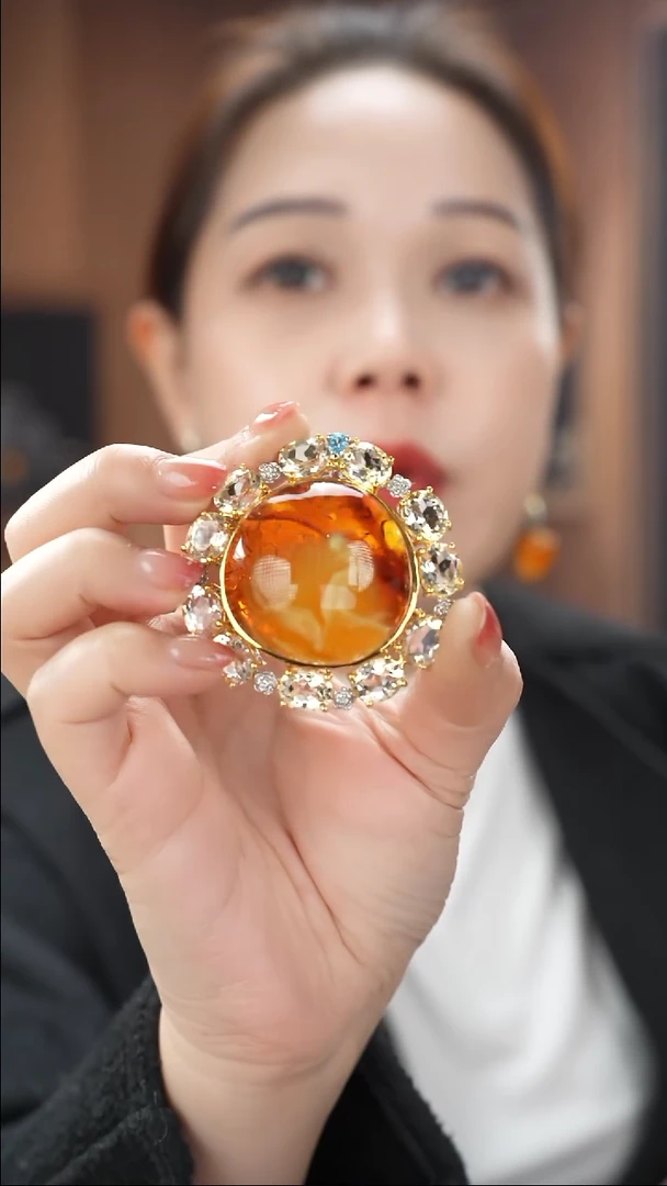 琥珀颈饰未镶嵌精品蜜蜡吊坠