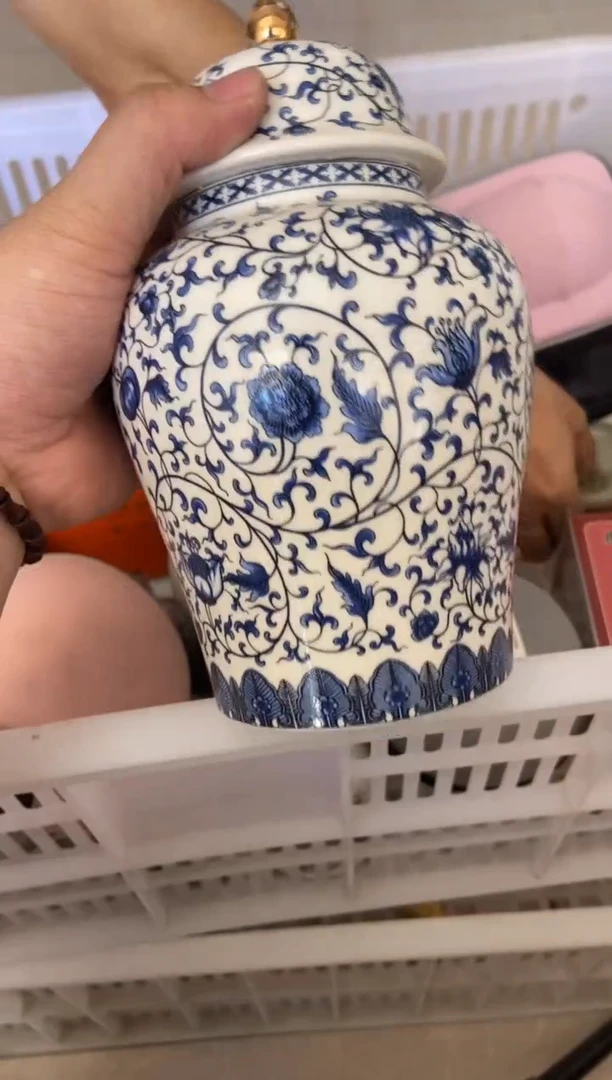 无运费险有瑕疵的摄影的产品有使用过的痕迹有点脏介意勿拍