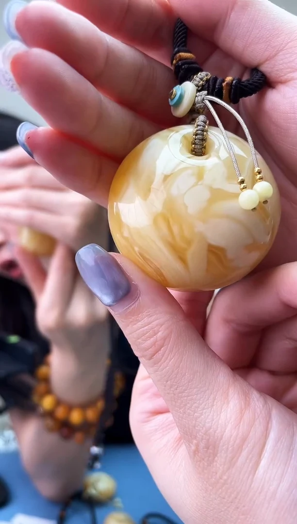 蜜蜡未镶嵌珠宝奇石T0微瑕假一罚十多样性发其一