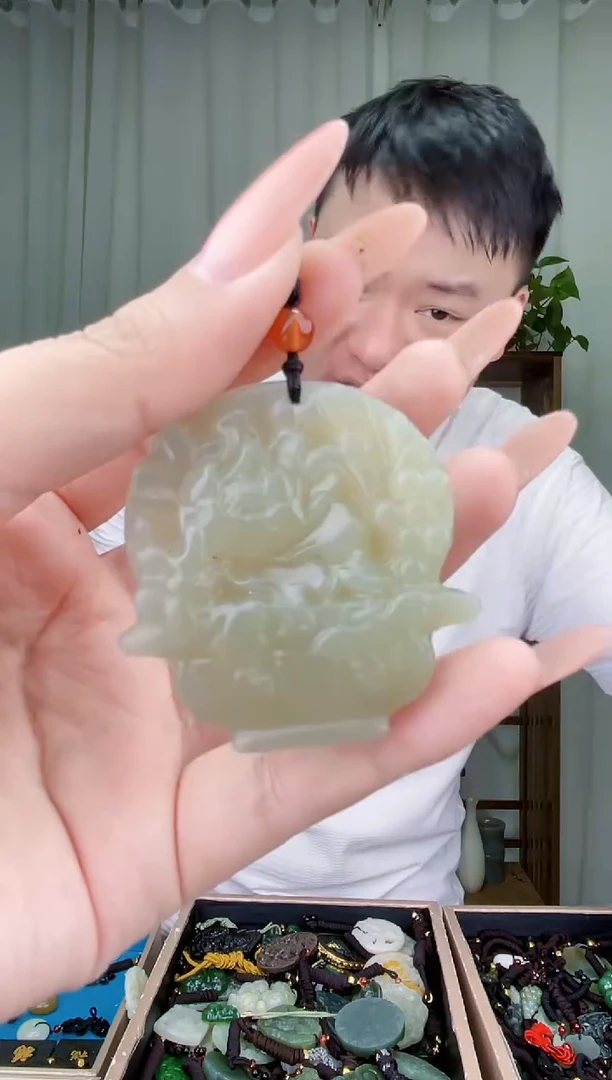 未镶嵌和田玉挂件拍一发一，多样性发货！