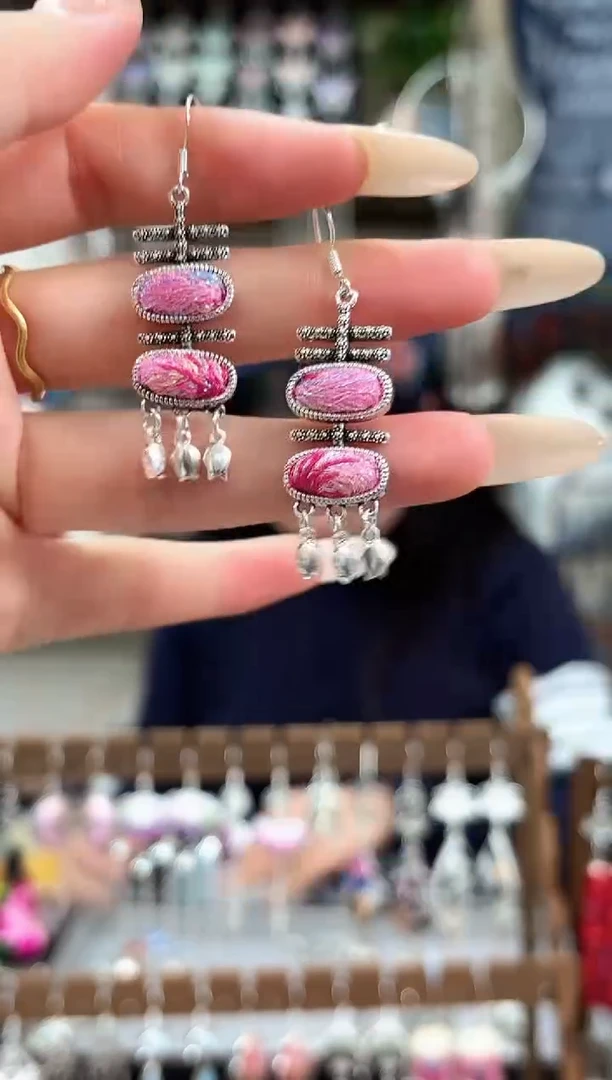 织绣民族风非遗老绣饰品744