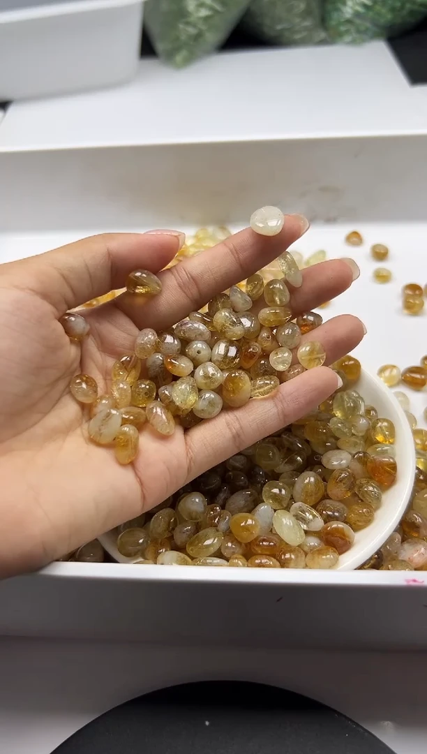 颈饰未镶嵌水晶w2557黄塔晶随形8mm*20颗