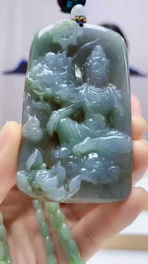 未镶嵌定制翡翠4812DD-毛货挂件赠珠链62