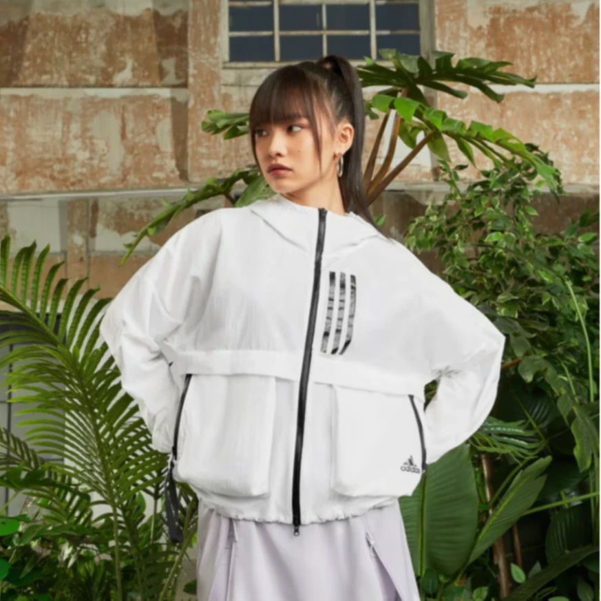 Adidas/阿迪达斯春季女子运动健身训练夹克外套 H40963