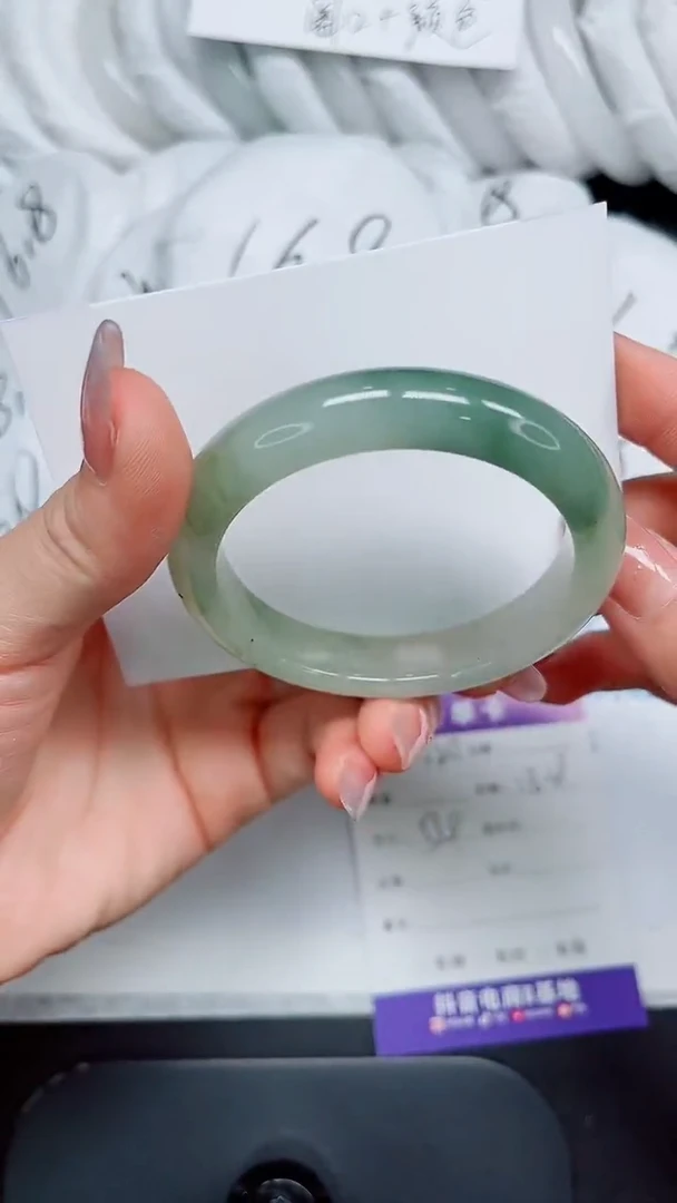 石英质玉手镯未镶嵌120-54