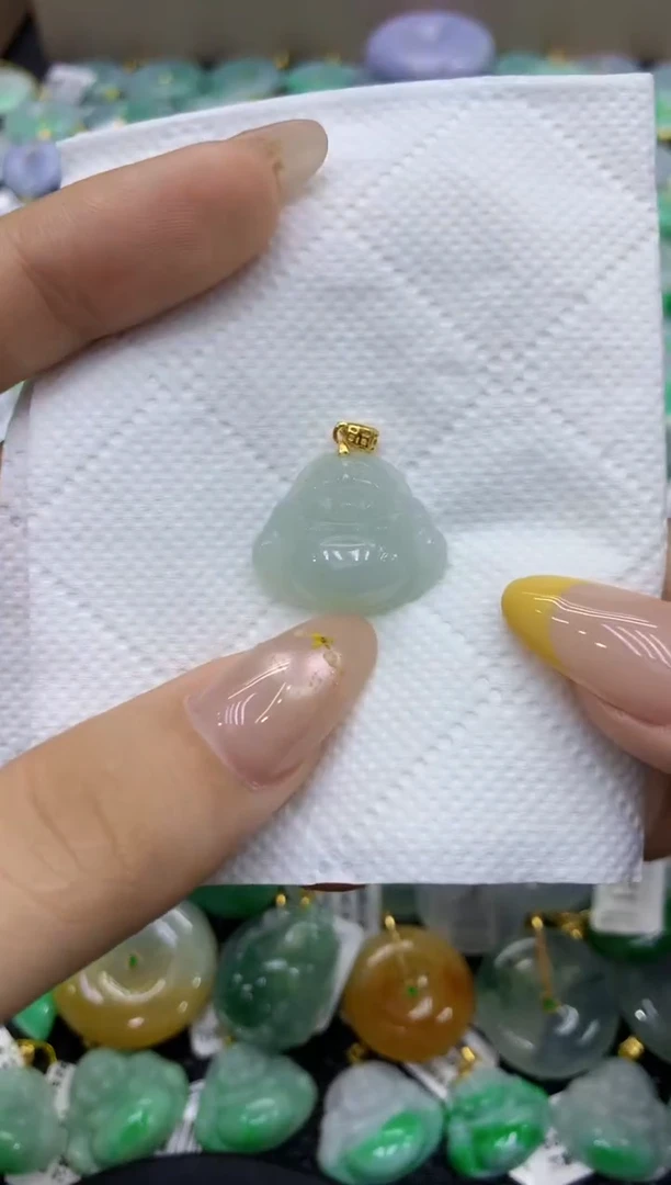 颈饰未镶嵌翡翠天然缅甸翡翠A货