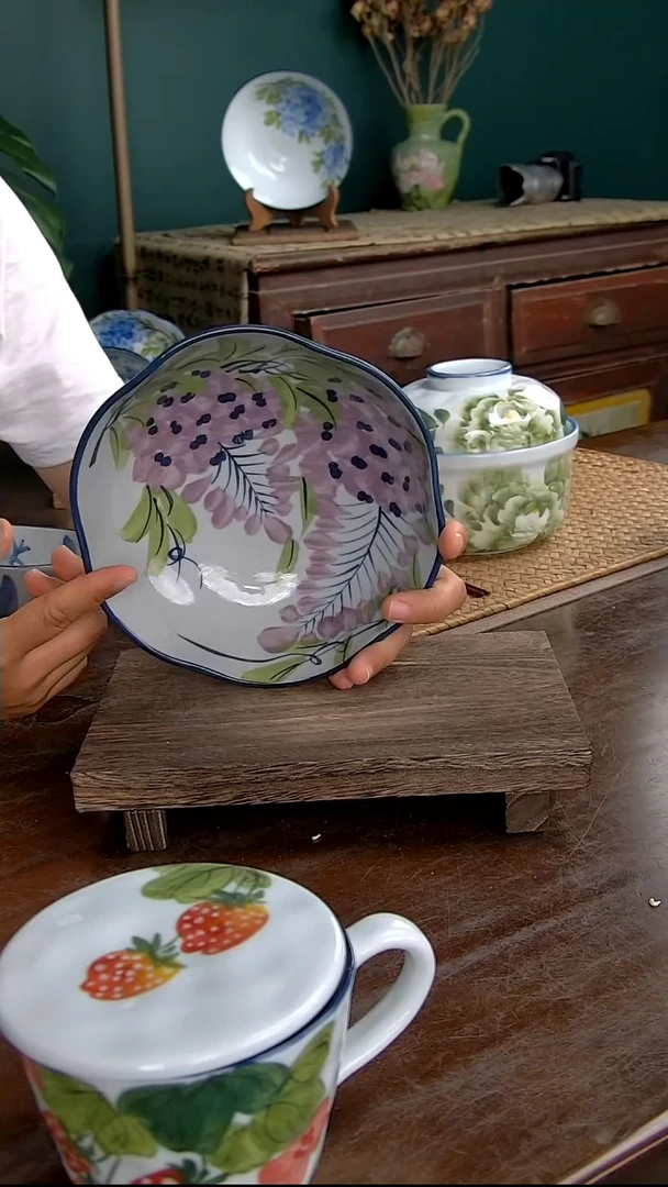 瓷片7英寸花口盘-紫藤