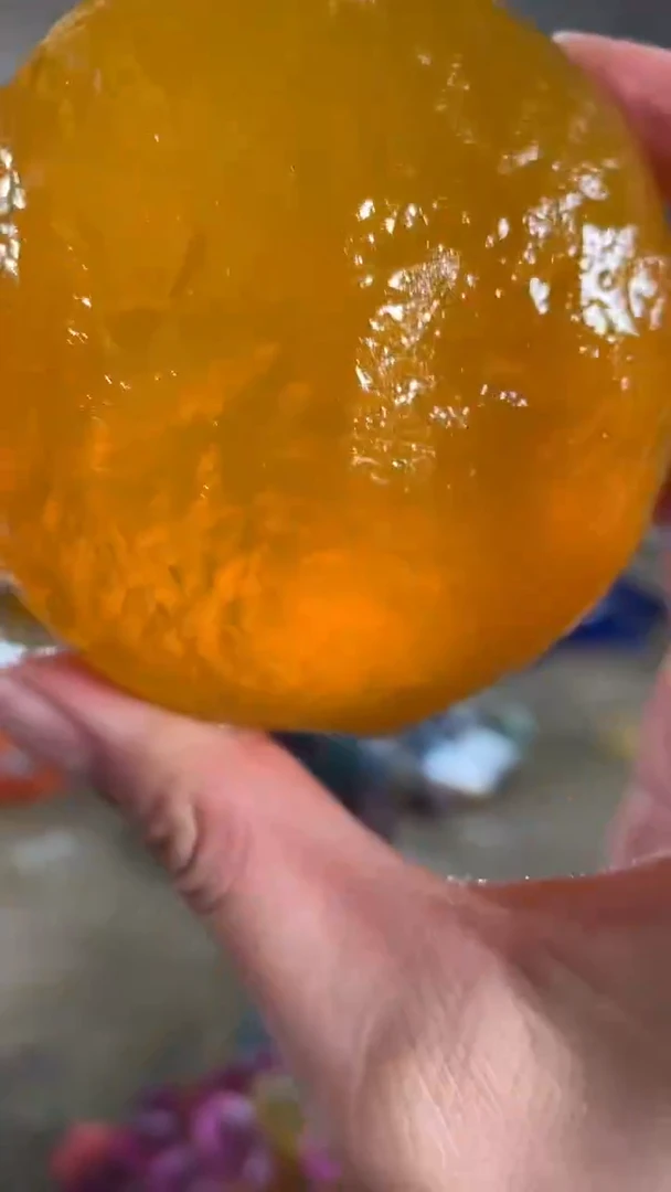 新疆五彩石原石摆件