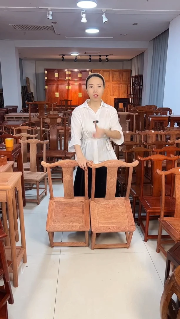 花梨木类家具一对白胚小巴花小官帽（高34）
