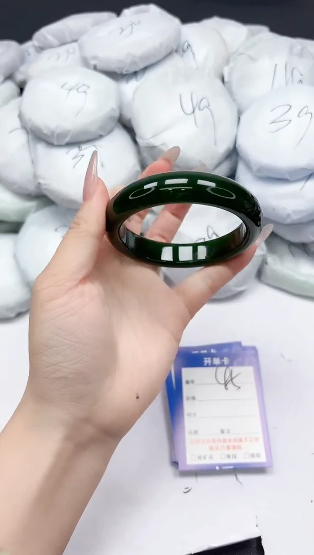 未镶嵌手镯石英质玉45/5960