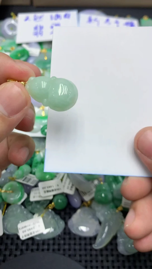 颈饰未镶嵌翡翠天然缅甸翡翠A货