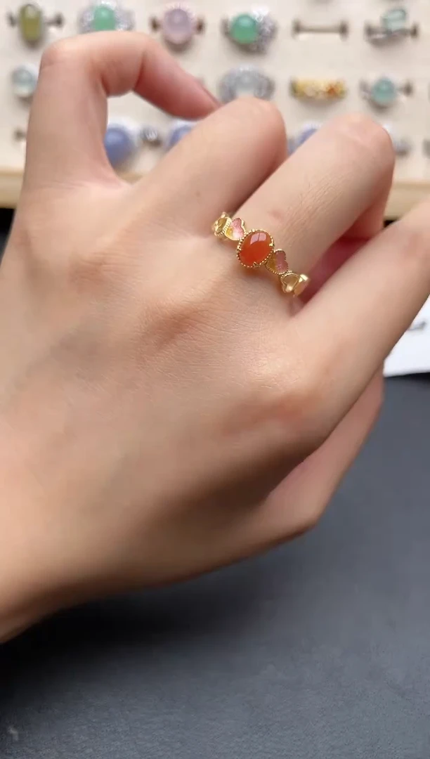 【闪购商品】翡翠戒指银S925镶嵌一物一证一礼盒