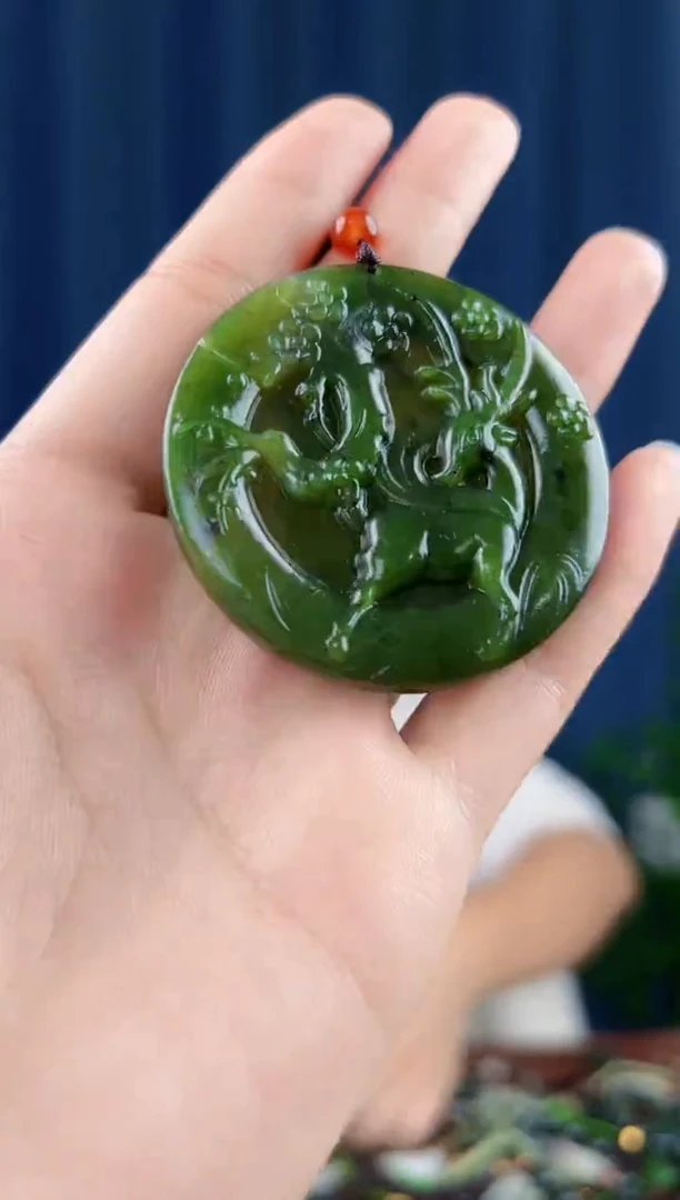 未镶嵌和田玉挂件拍一发一，多样性发货