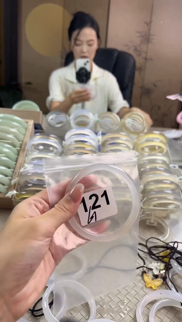 手镯玛瑙/玉髓未镶嵌121