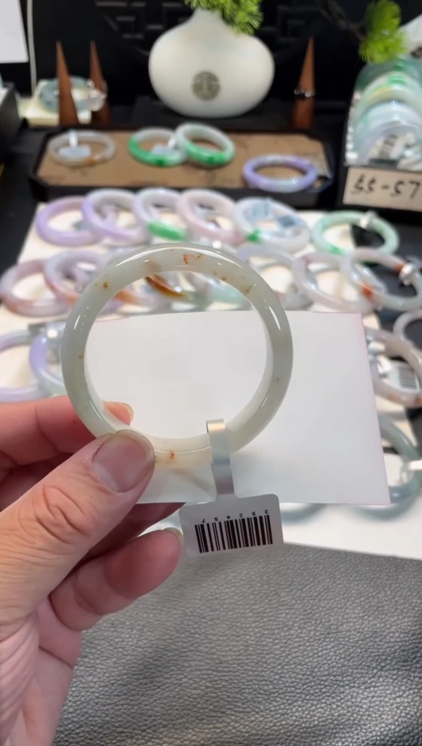 未镶嵌手镯翡翠120号 53正圈 有纹