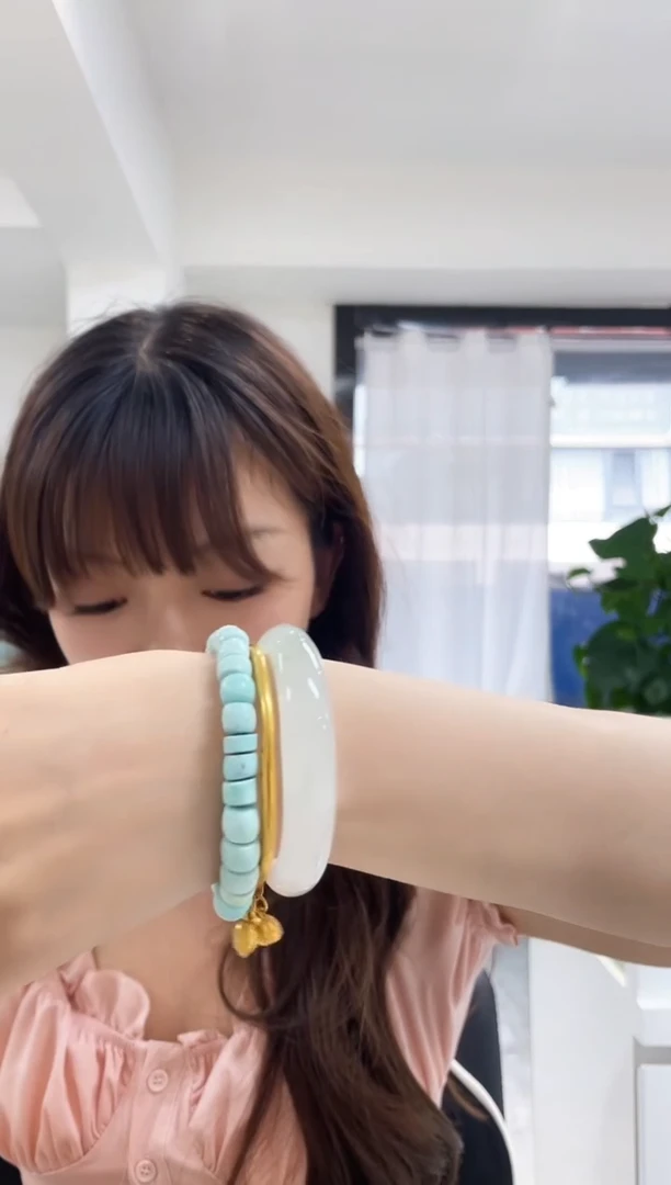 绿松石未镶嵌手串发货一件