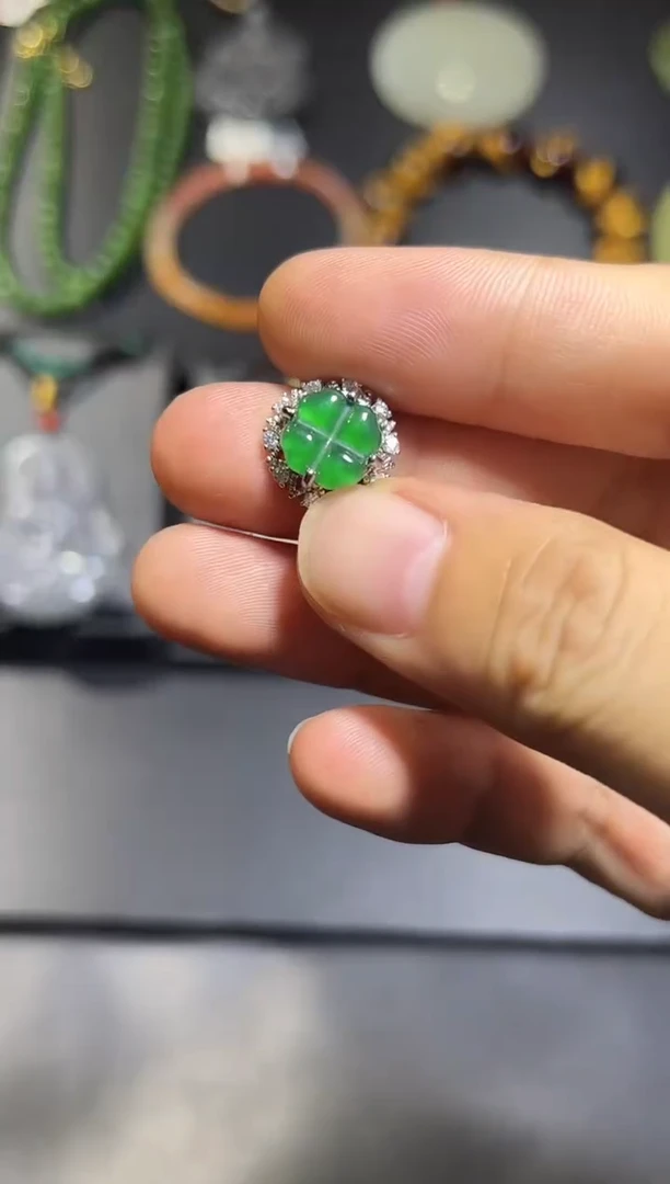 翡翠戒指未镶嵌12