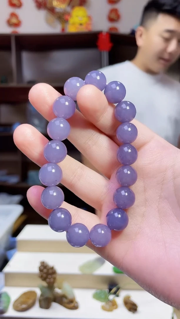 和田玉未镶嵌颈饰1