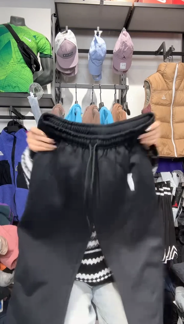 1179  编码 瑕疵款直播间过款为准 尺码