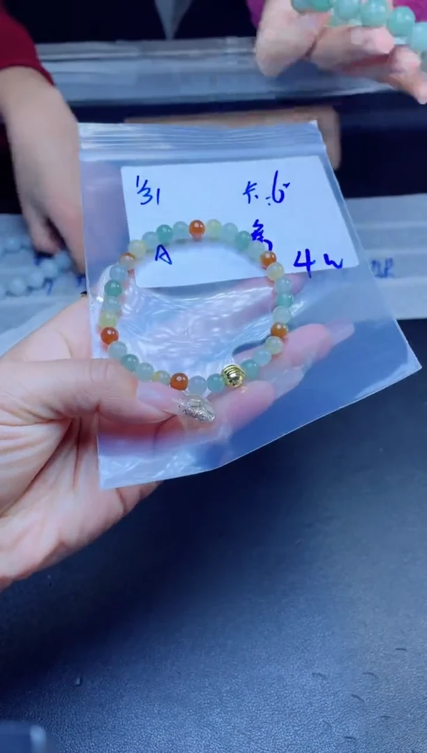 【闪购商品】定制翡翠未镶嵌珠串