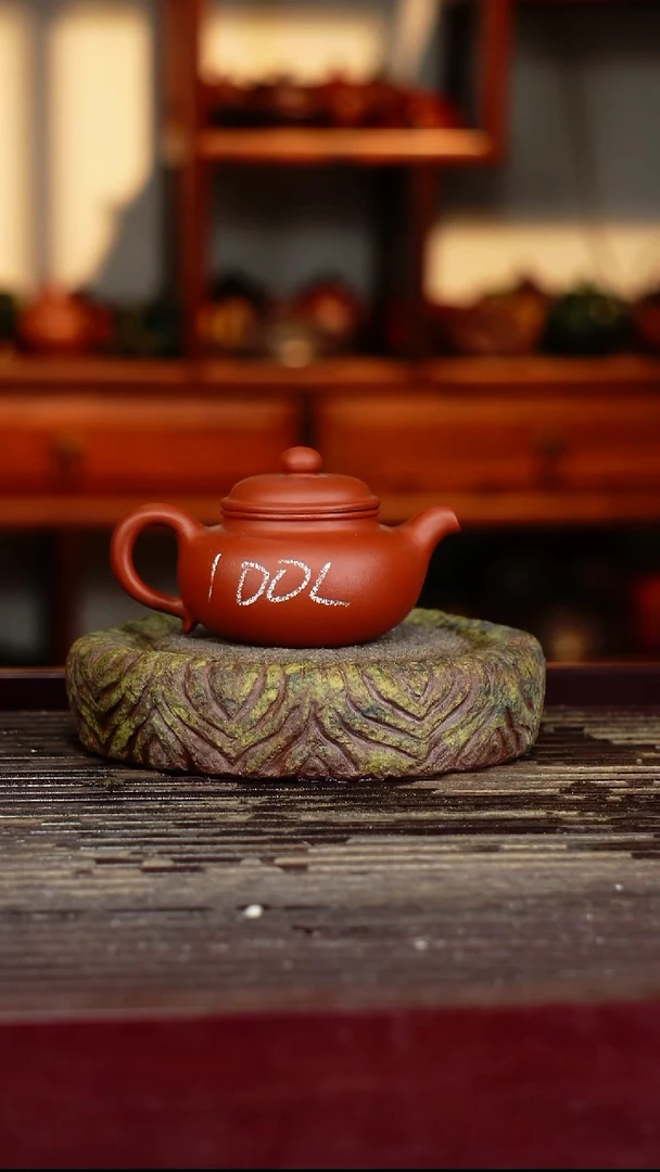 宜兴原矿紫砂壶茶壶宜兴原矿紫砂壶茶壶100C