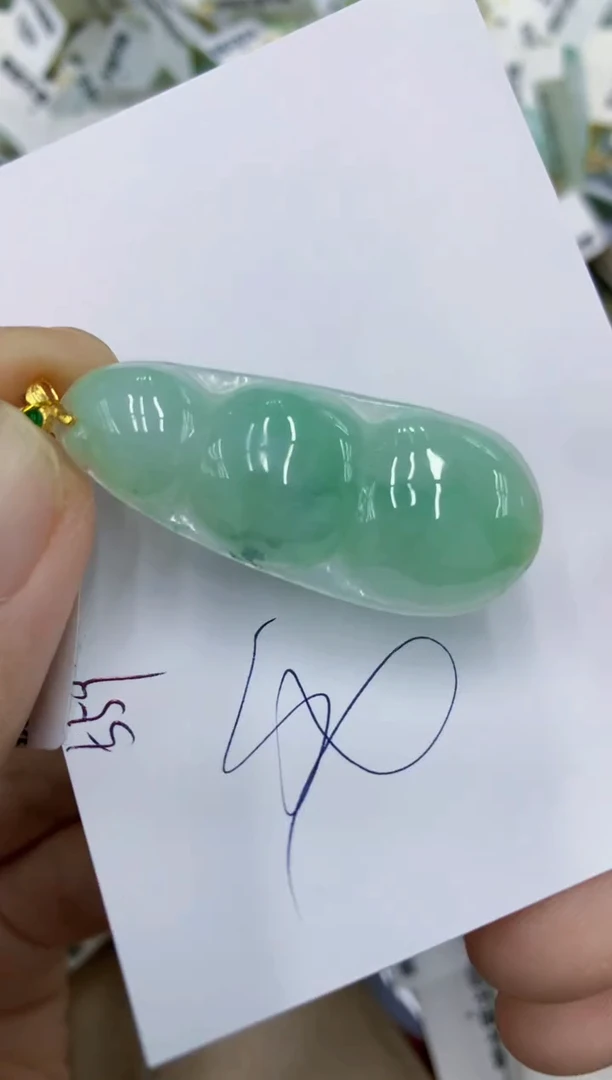 颈饰未镶嵌翡翠11111111111