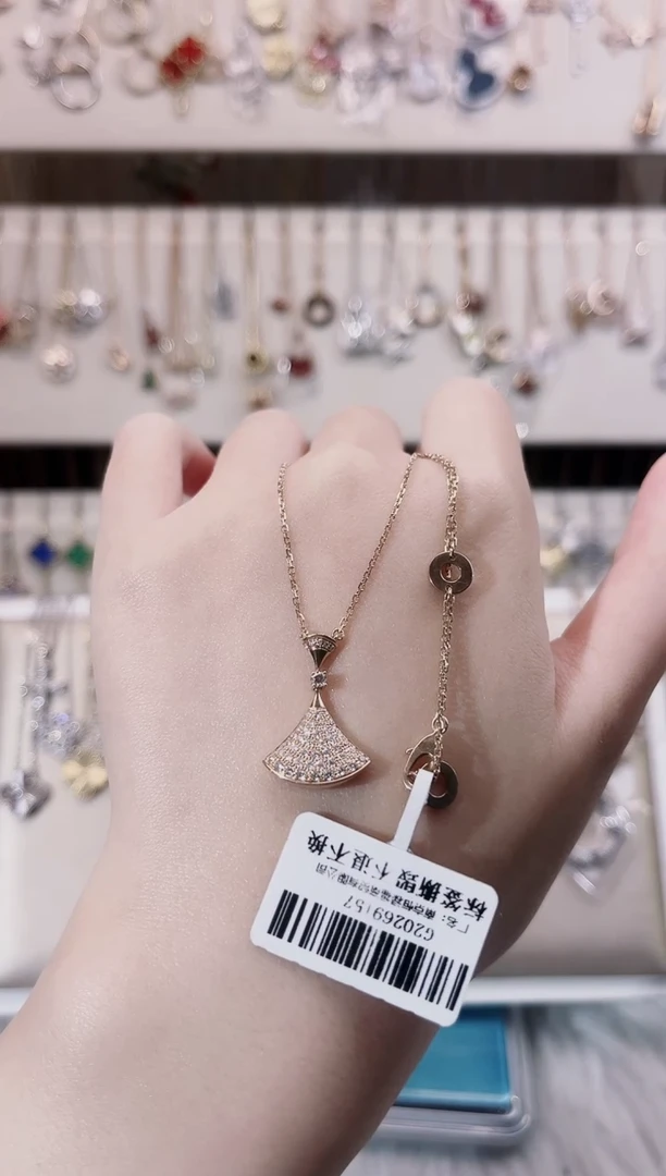 【闪购商品】钻石颈饰18K金镶嵌18K金镶嵌钻石 K玫