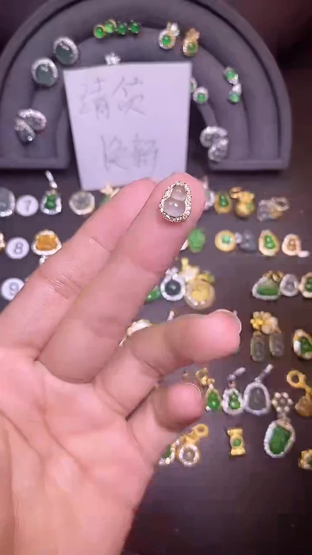 吊坠(不含链)银S925镶嵌翡翠1