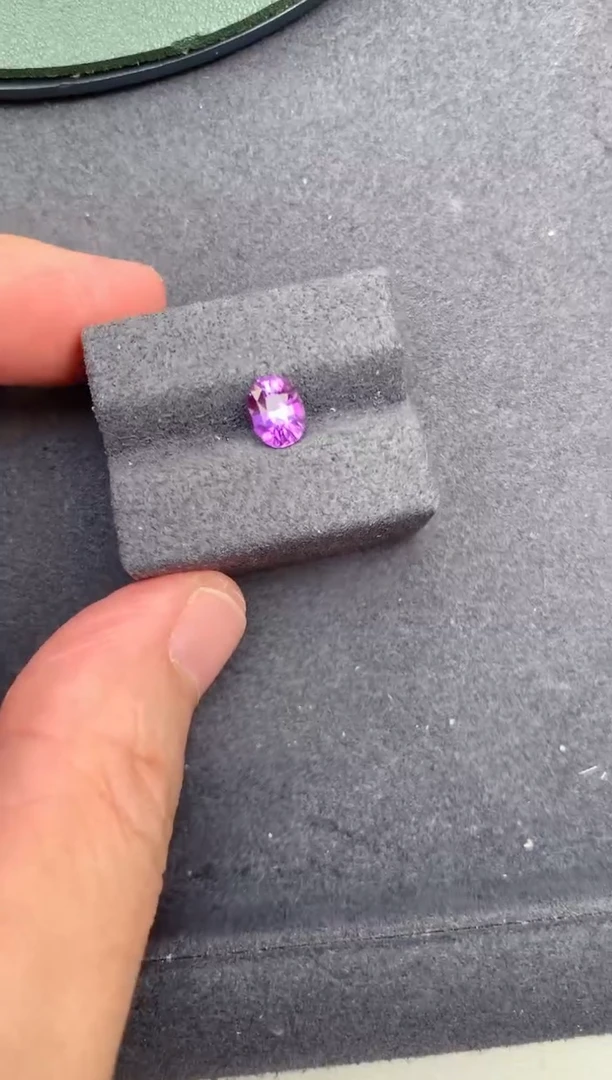 彩色蓝宝石裸石未镶嵌1.15ct紫蓝宝BC