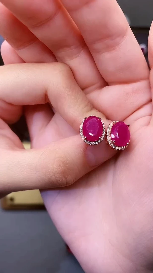 银S925镶嵌耳饰红宝石25222