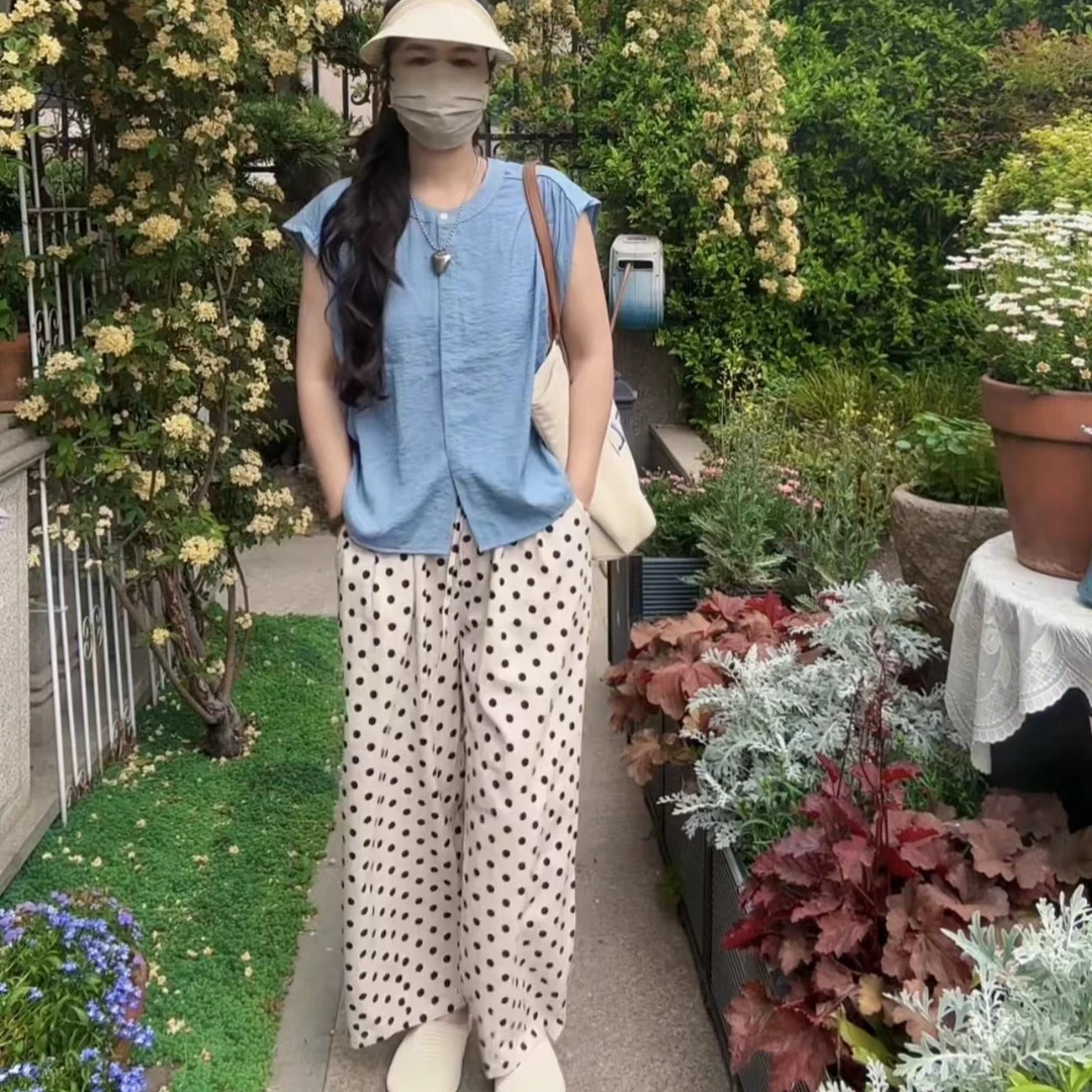 2025简约圆领单排扣 侧面抽绳 显瘦百搭休闲上衣