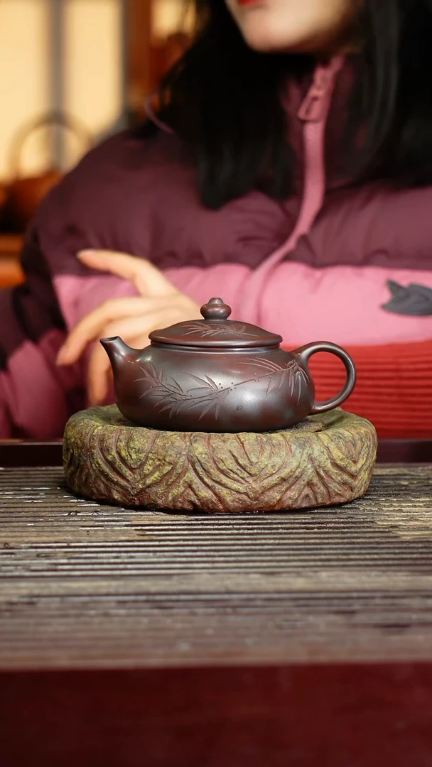 宜兴原矿紫砂壶茶壶宜兴原矿紫砂壶茶壶150C