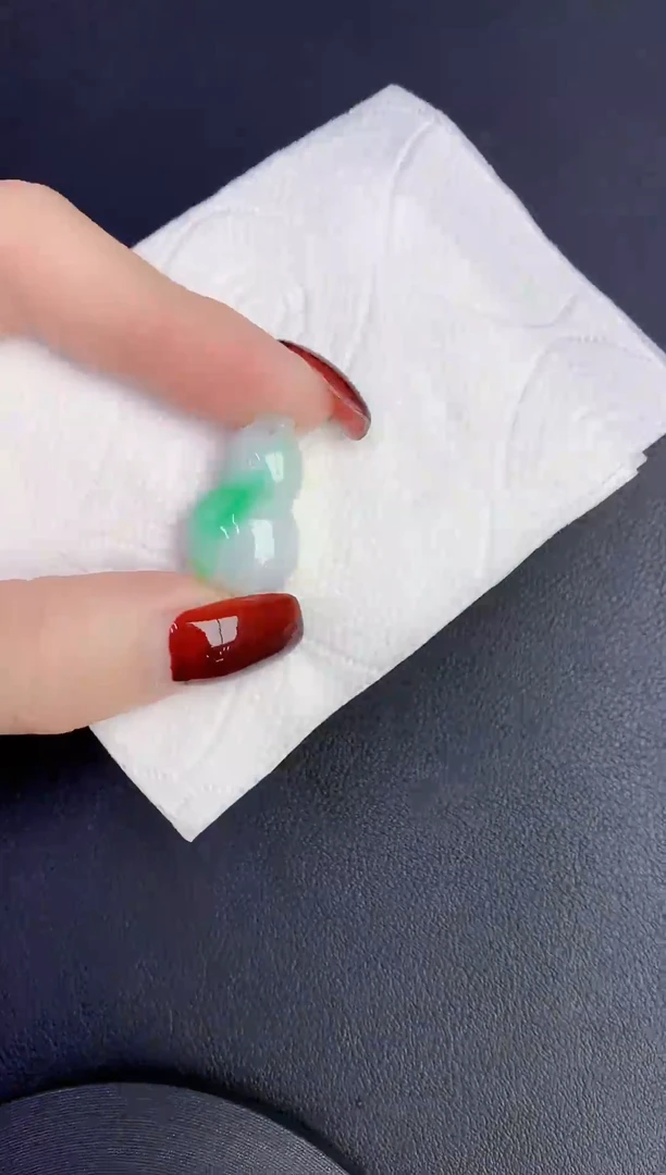 颈饰未镶嵌翡翠缅甸天然翡翠A货