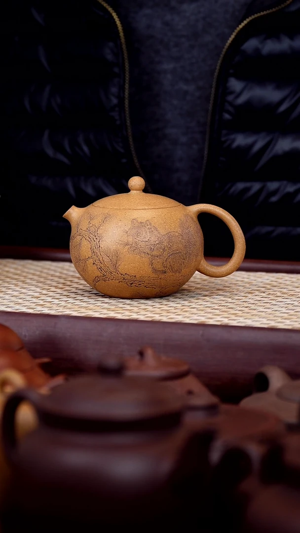 茶壶紫砂哇哇哇哇