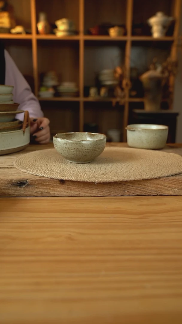 福利奶奶系列的5英寸手捏花边茶碗1个