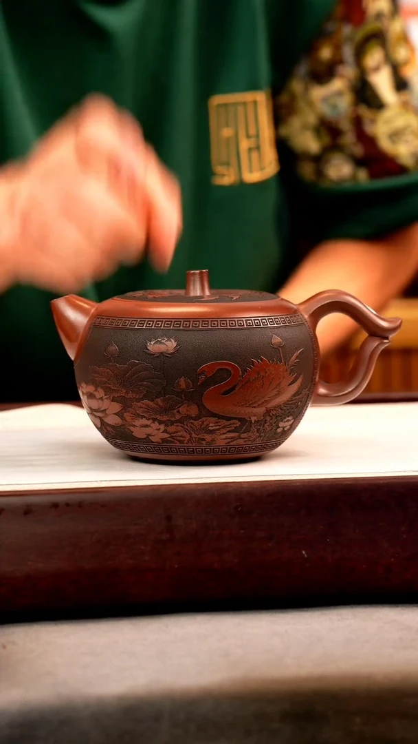 茶壶紫砂石红 苹果壶 天鹅
