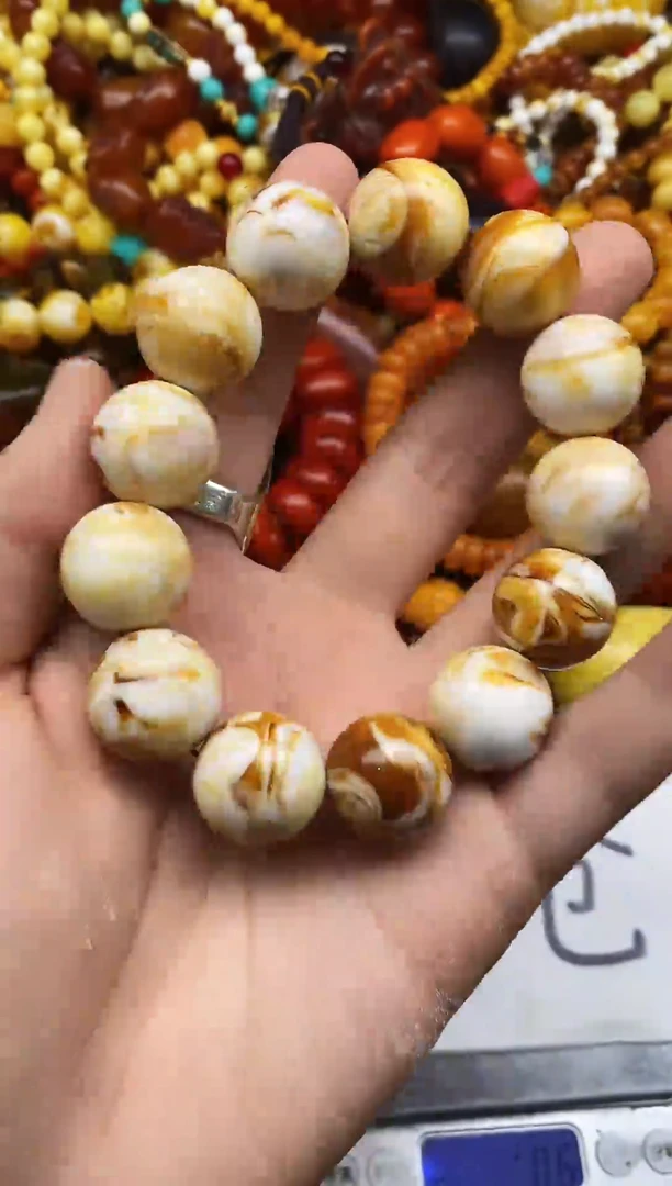 非金属无俄罗斯工艺虎皮妖花鸡油黄手串发一