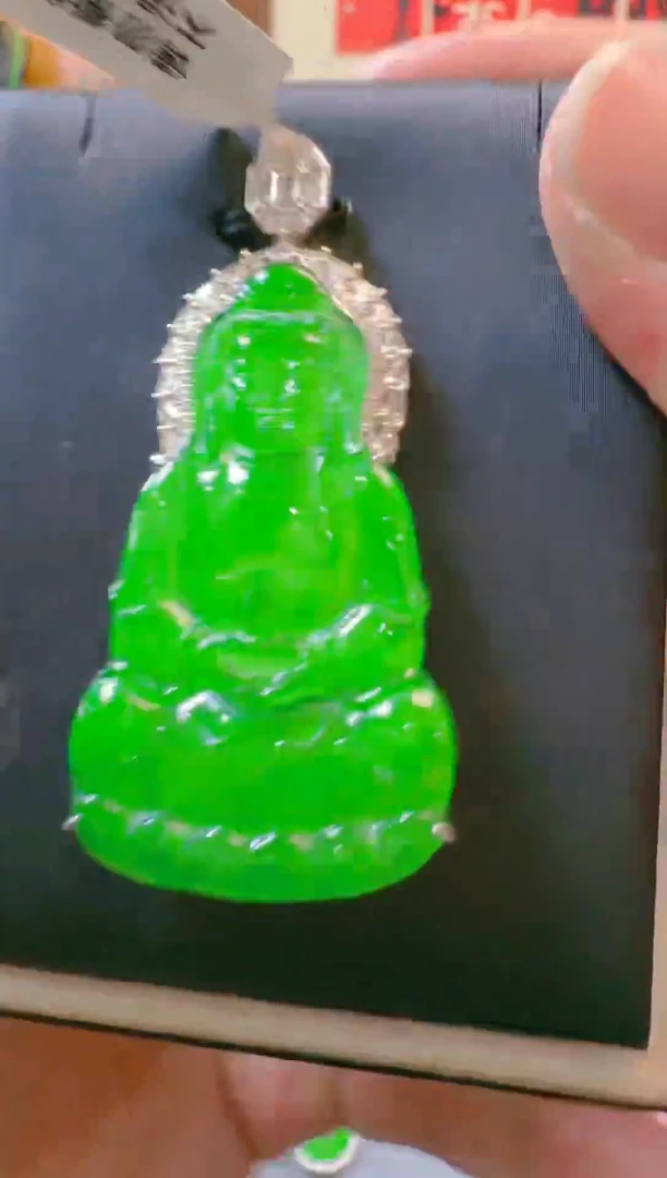 吊坠(赠链)银S925镶嵌翡翠天然A货翡翠