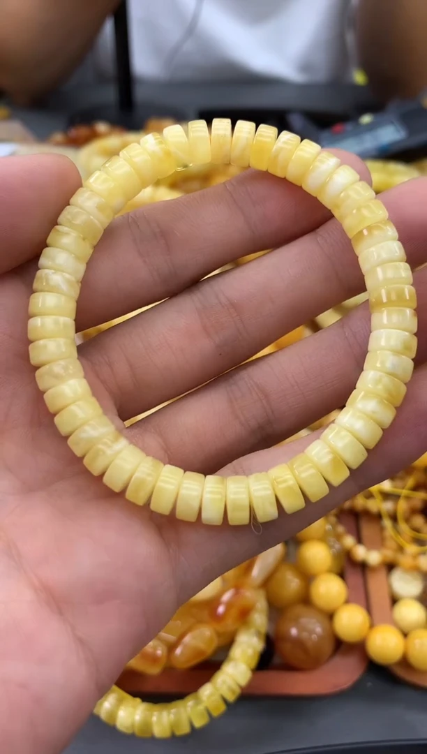 未镶嵌蜜蜡裸石手串