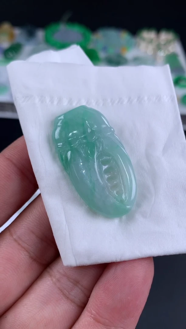 未镶嵌定制翡翠M***y翡翠
