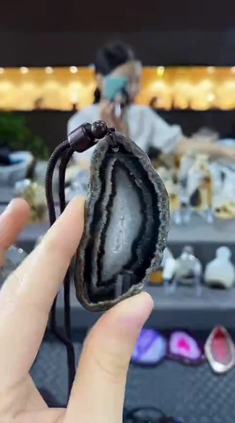 未镶嵌颈饰玛瑙/玉髓刘****秀玛瑙