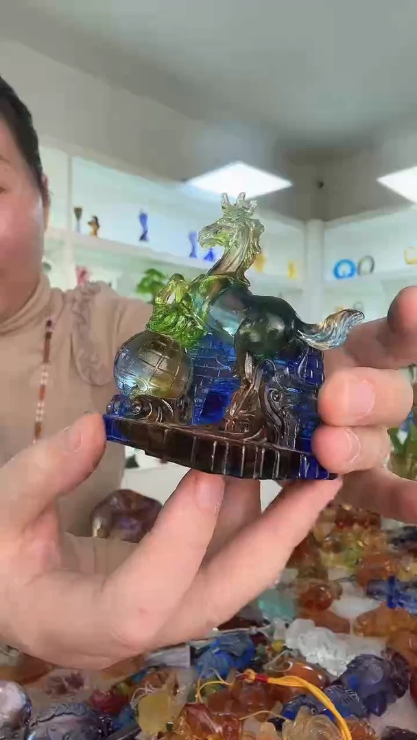 手工艺品琉璃马到成功