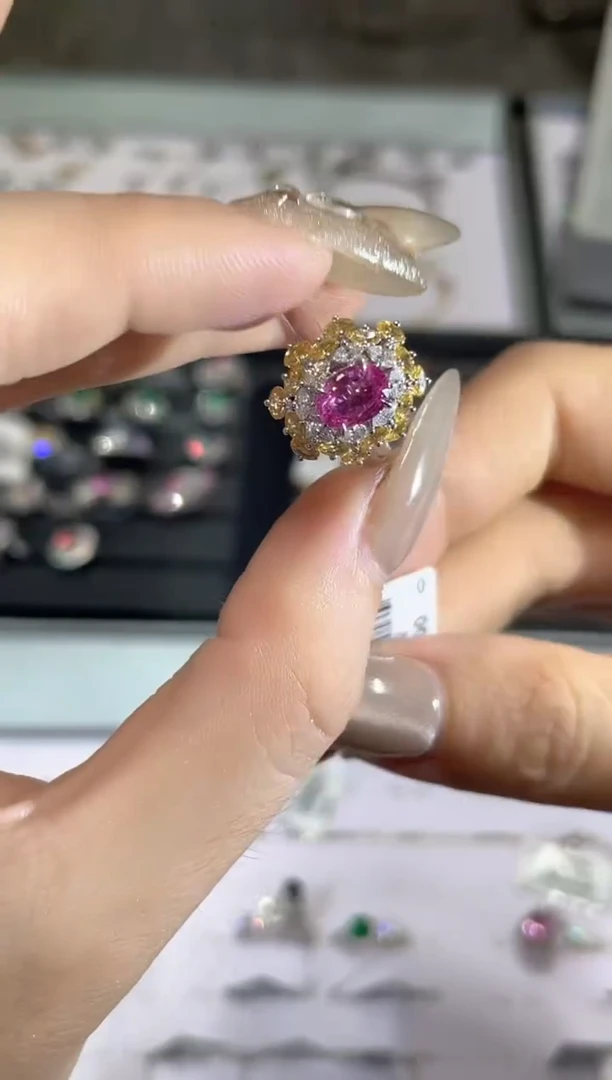 戒指蓝宝石18K金镶嵌YB