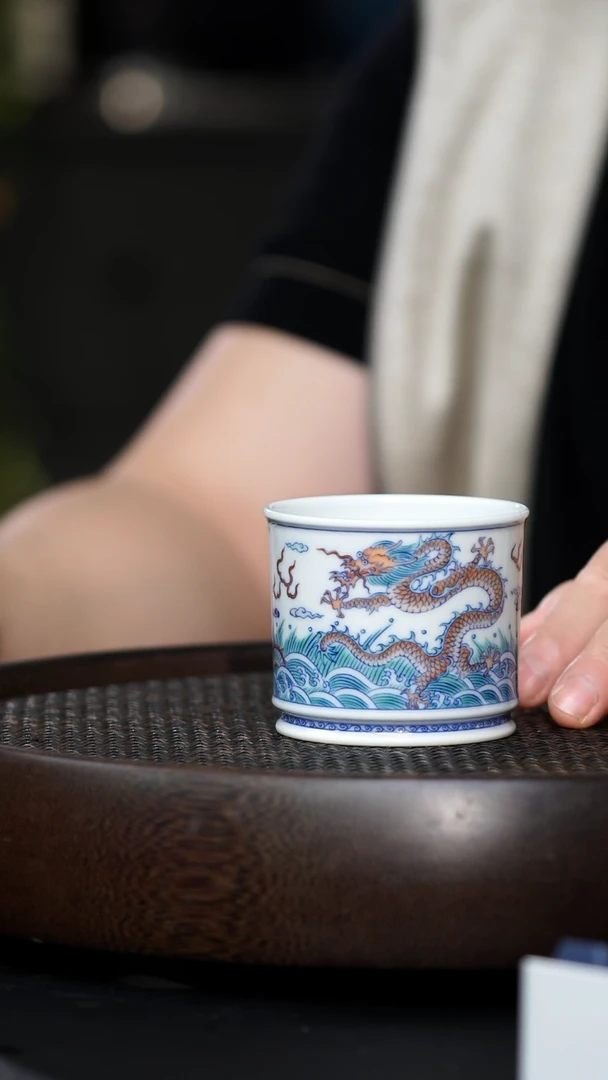 不****君CQMH-0002斗彩苍龙教子容天杯