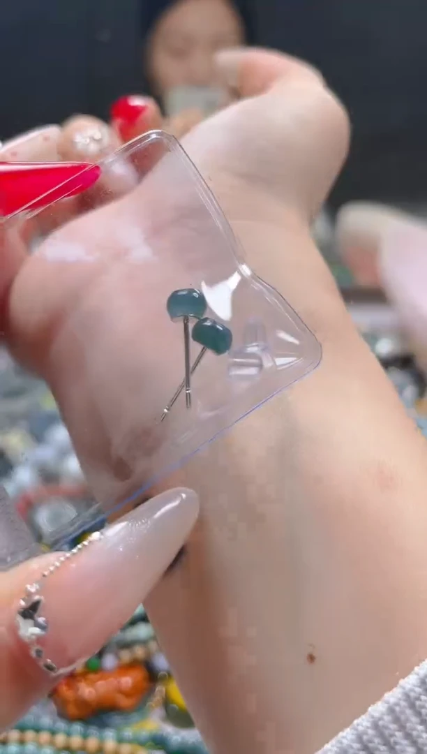 【闪购商品】翡翠颈饰未镶嵌/J/翡翠A货一图一物