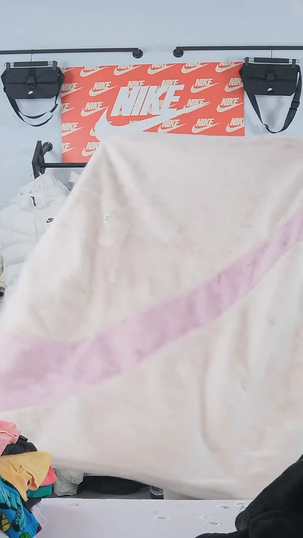 编码瑕疵修复过款直播间毛毯粉