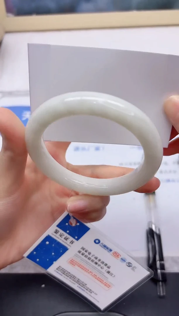 和田玉手镯未镶嵌7-60.5