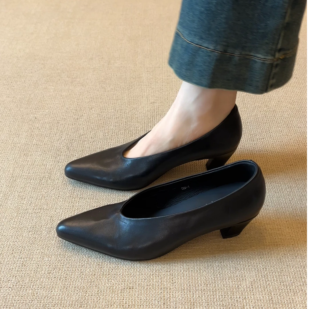 nnmiss•34-40/5cm极简复古尖头V口高跟鞋新款浅口粗跟通勤小单鞋