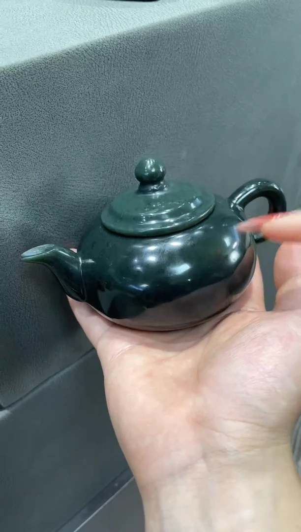 未镶嵌和田玉摆件茶壶